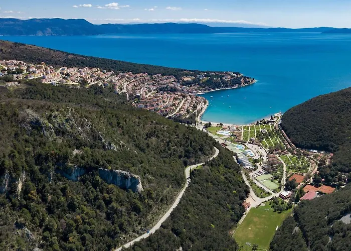 Chantal-4 By Interhome